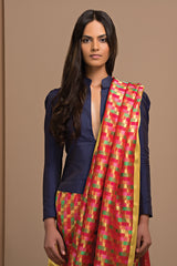 Silk Kanjeevaram Sari with
Multi colour geometrical
pattern