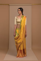 Silk Kanjeevaram Sari with
geometrical
pattern