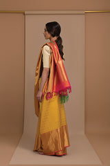 Silk Kanjeevaram Sari with 
 geometrical 
pattern